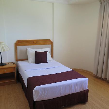 Sea View Resort Hotel & Apartments Kuala Belait Εξωτερικό φωτογραφία