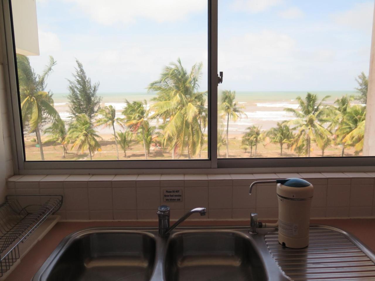 Sea View Resort Hotel & Apartments Kuala Belait Εξωτερικό φωτογραφία
