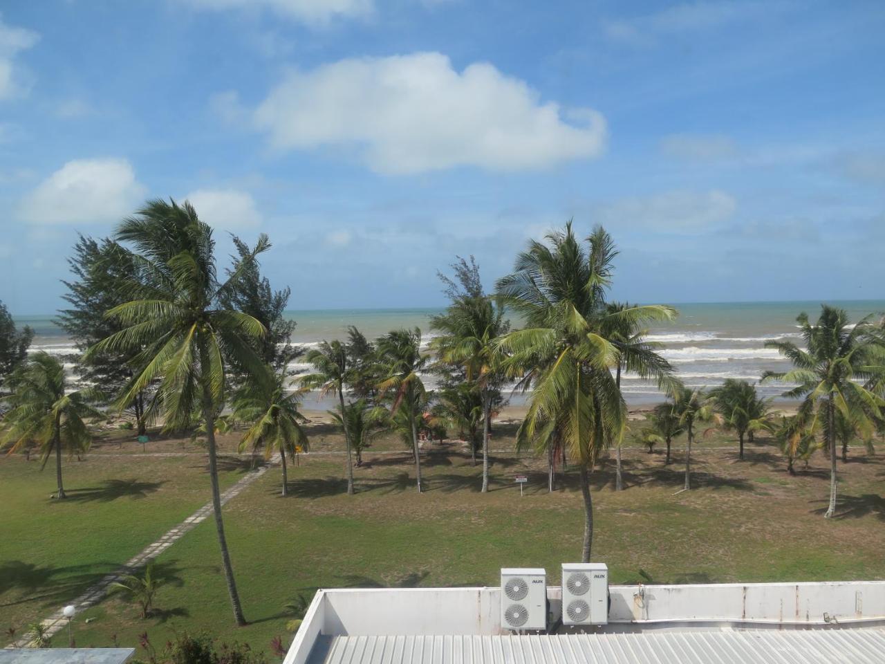 Sea View Resort Hotel & Apartments Kuala Belait Εξωτερικό φωτογραφία