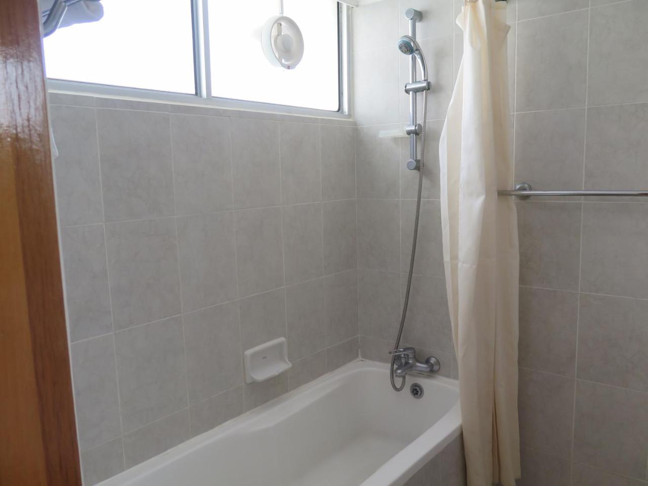 Sea View Resort Hotel & Apartments Kuala Belait Εξωτερικό φωτογραφία