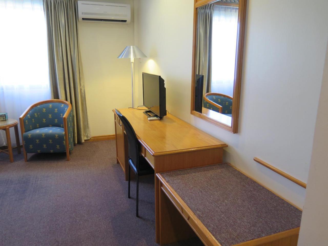 Sea View Resort Hotel & Apartments Kuala Belait Εξωτερικό φωτογραφία